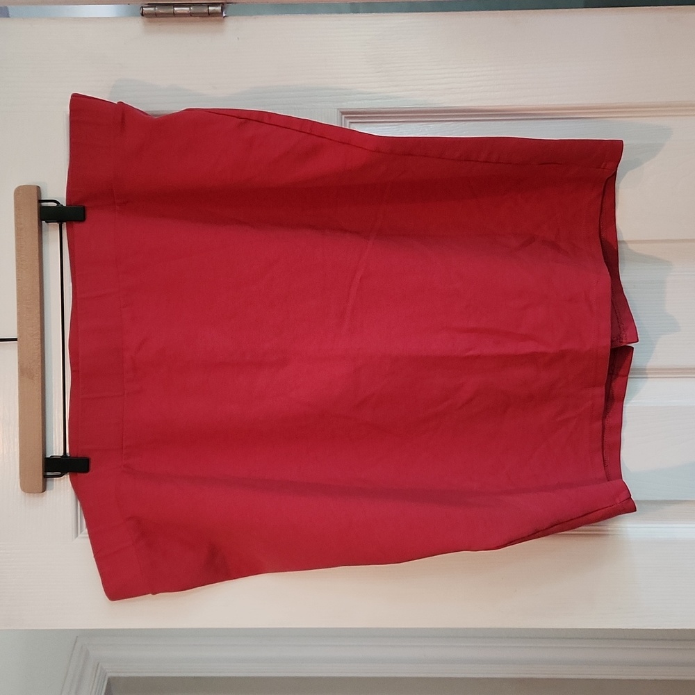 Torrid Sz 4 Coral Pencil Stretch Skirt back small slit preowned
